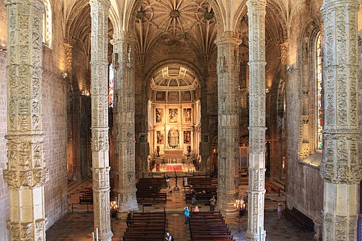 Hieronymitenkloster in Lissabon. Klosterkirche Innenraum.