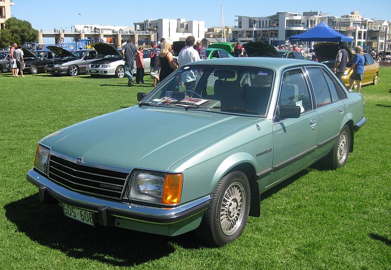 File:Holden VB Commodore SL E.JPG