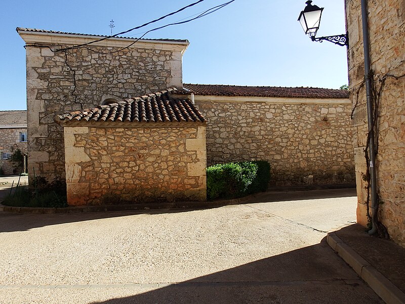 File:Iglesia de Ciruelos de Cervera 05.jpg