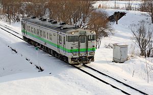 室蘭本線で運用されるキハ40系気動車 （2009年1月 栗山駅 - 栗丘駅間）