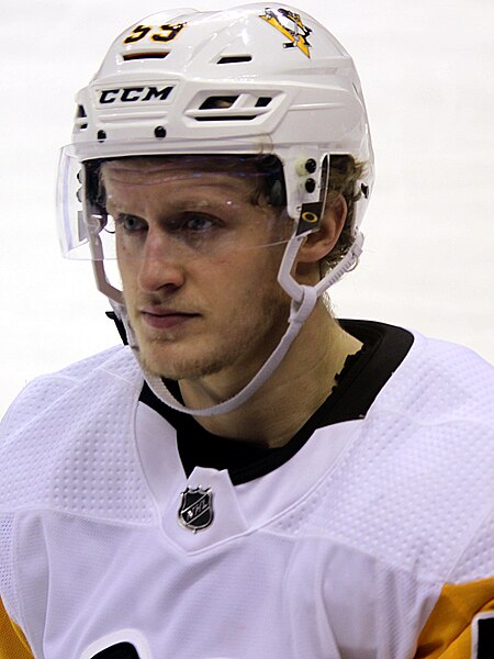 File:Jake Guentzel 2018-12-19 3 (1).jpg