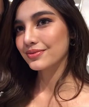 Jane De Leon (2020) courtesy of Rated Korina (cropped).jpg