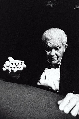 <span class="mw-page-title-main">Jerry Andrus</span> American magician and writer (1918–2007)