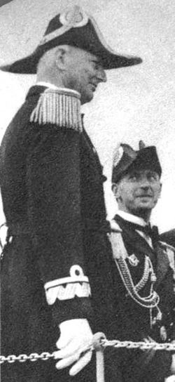 Юзеф Унруг в ранге контр-адмирала, 1937 год.