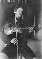Музыкант Юрий Ваназе из деревни Труба, 1912 год