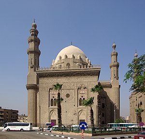 Kairo Sultan Hassan Moschee BW 1.jpg