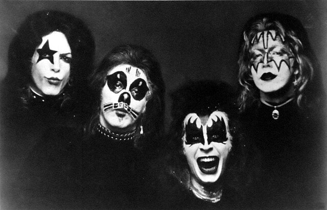 Kiss original lineup in 1974. L–R: Paul Stanley, Peter Criss, Gene Simmons, Ace Frehley