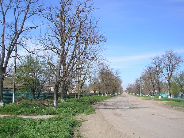 Погода село комаровка. Комаровка Красногвардейский район. Село Вишняковка Красногвардейский район Крым. Комаровка (Крым). Село Полтавка Красногвардейский район.