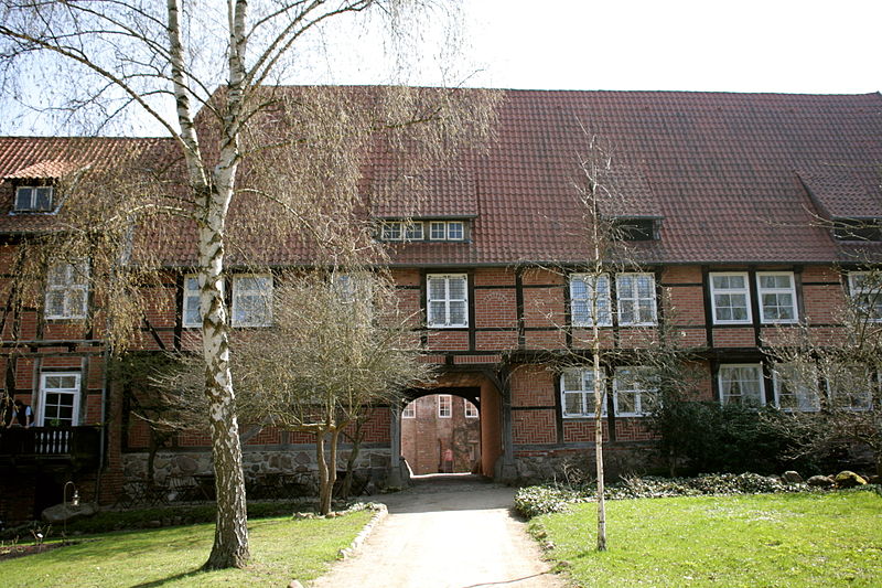 File:Lüneburg - Kloster Lüne 12 ies.jpg