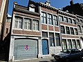 image=https://commons.wikimedia.org/wiki/File:LIEGE_Rue_Hors-Ch%C3%A2teau_51_et_53_(de_gauche_%C3%A0_droite)_(1).JPG?uselang=fr