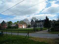 Château, en direction de Sénarpont.