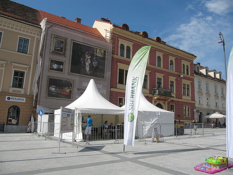 File:Ljubljana Beach Volley Challenge (20252328052).jpg