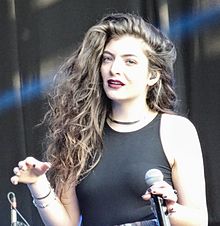 Lorde Constanza 15 (cropped).jpg