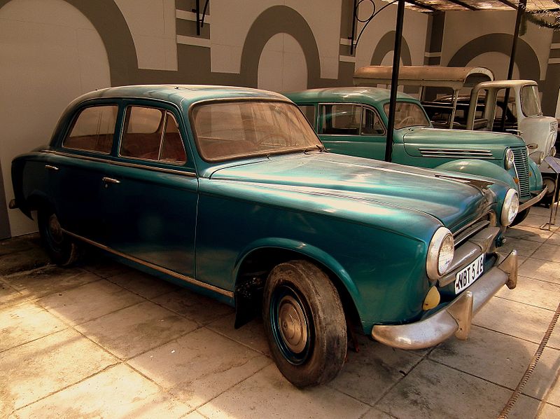 File:MUSEUM OF THE REVOLUTION CAR COLLECTION SAIGON VIETNAM JAN 2012 (7060053371).jpg