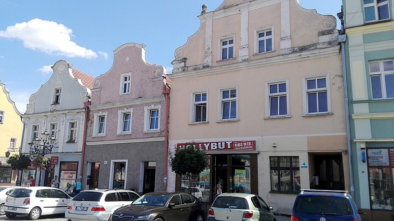 File:Market Square in Głogówek, 2019.08.09 (04).jpg