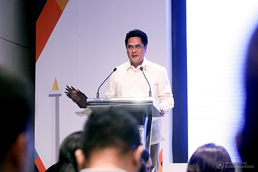 Martin Andanar