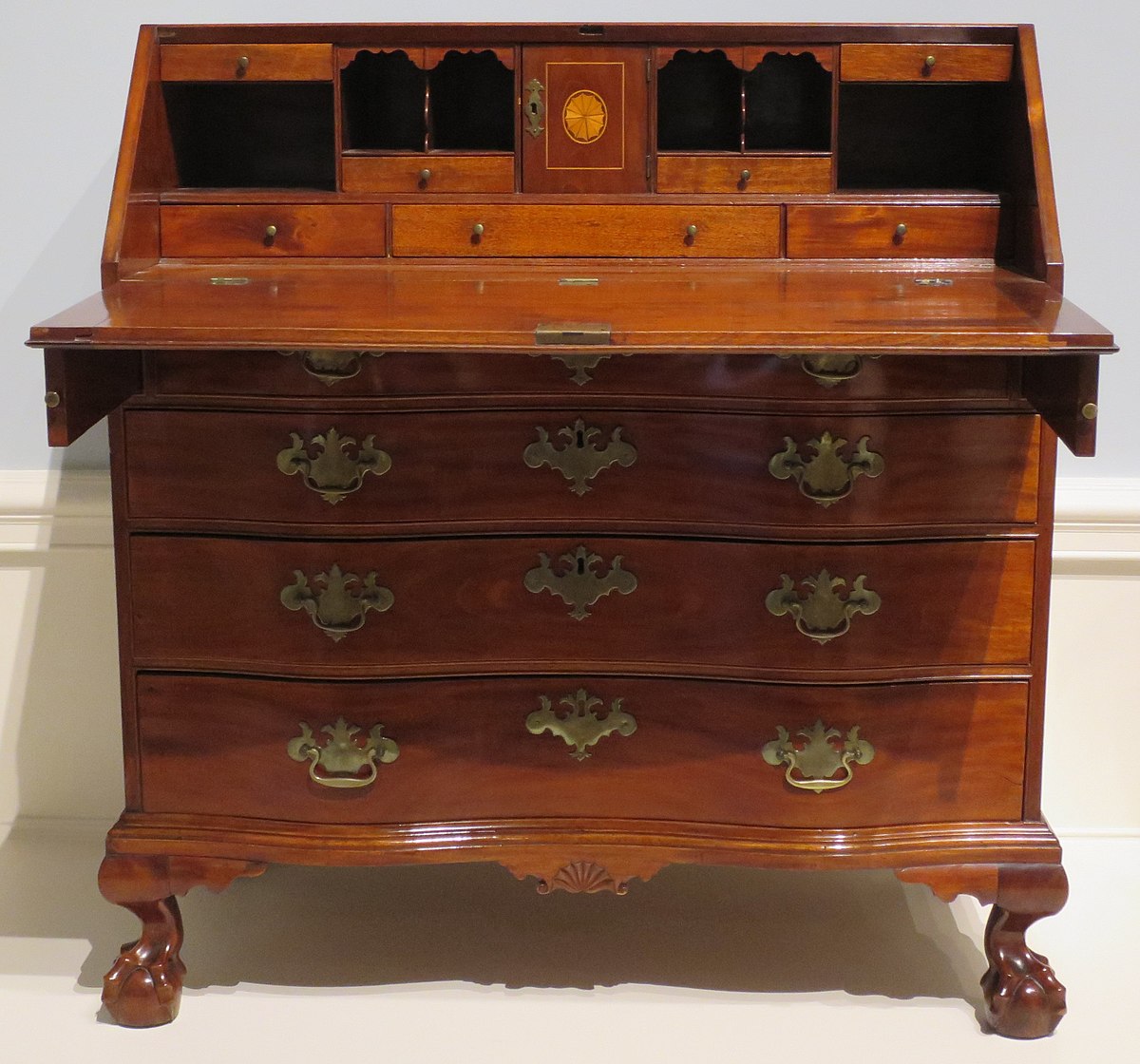Download File:Massachusetts slant front desk, maker unknown, c. 1770, Dayton Art Institute.JPG ...
