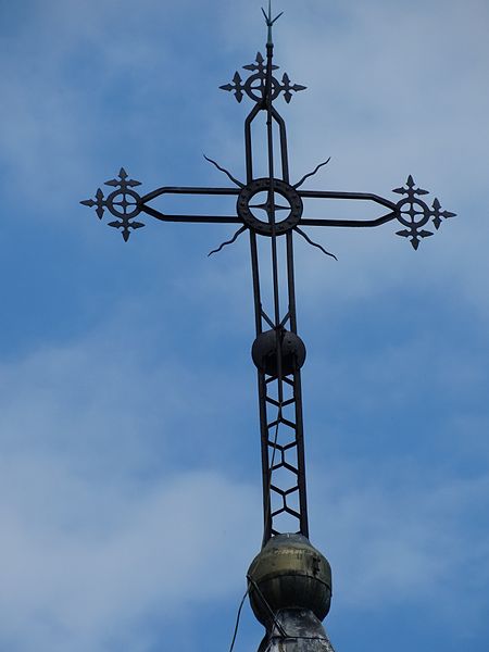 File:Medininkai, bažnyčios kryžius.JPG