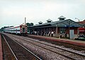 Metra depot, Elmhurst IL, August 1994.jpg