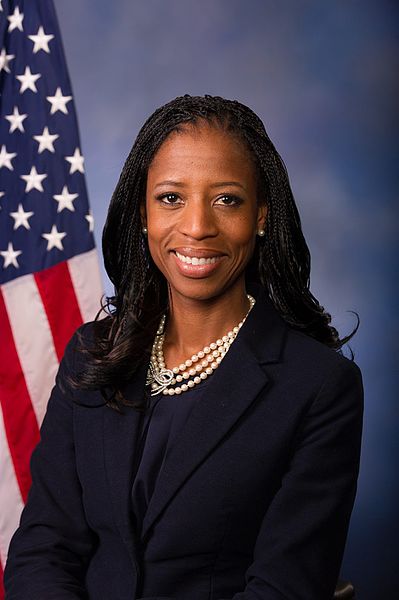 File:Mia Love official congressional photo.jpg