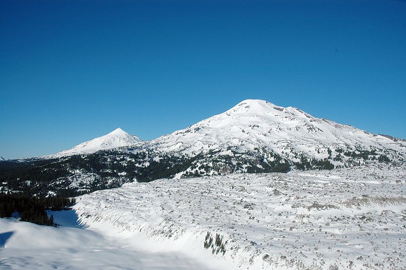 File:Middle and South Sister, Oregon.jpg