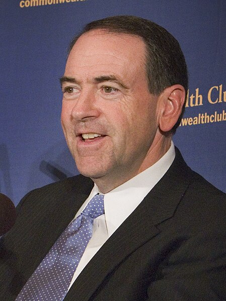 File:Mike Huckabee, speaking to a gathering at the Commonwealth Club in San Francisco.jpg