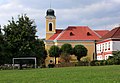 Čeština: Náves v Milíkovu s kostelem svatého Šimona a Judy English: Common in Milíkov village, Czech Republic This is a photo of a cultural monument of the Czech Republic, number: 50331/4-5201. Památkový katalog  · MIS  · hledat obrázky  · hledat seznamy  · Wikidata