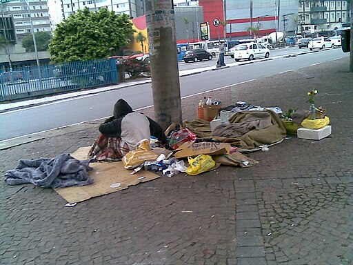 Morador de Rua Estação Conceição sp