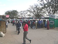 Stazione degli autobus di Nanyuki.jpg