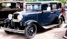 Nash Single Six Series 450 Berline 4 portes 1930.jpg