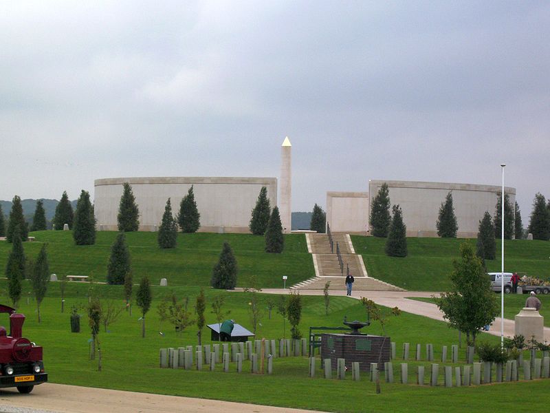 File:National Memorial Arboretum - post 1945 04.jpg