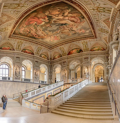 Naturhistorisches Museum Wien: Blick in die Stiege