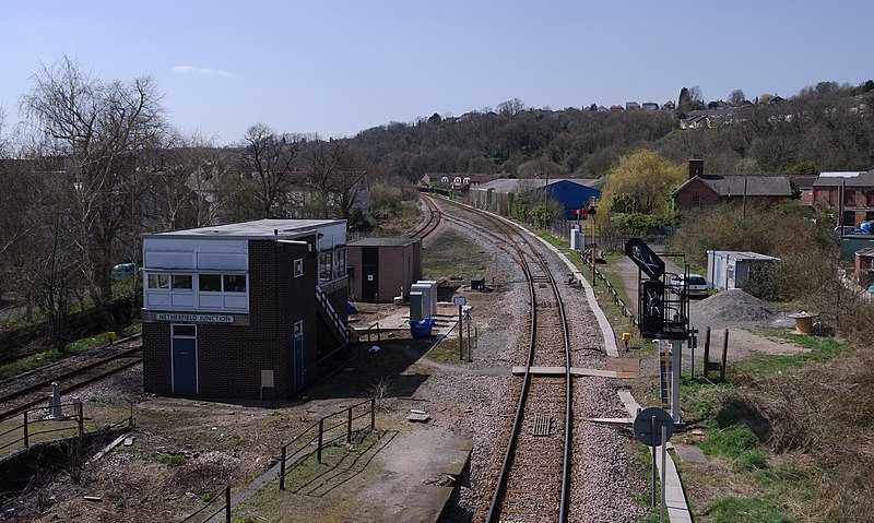 File:Netherfield railway station MMB 02.jpg