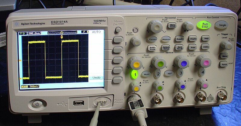 File:New Oscilloscope.jpg