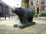 Nijlpaard Ellie Hahn Koekoeksplein Utrecht.JPG