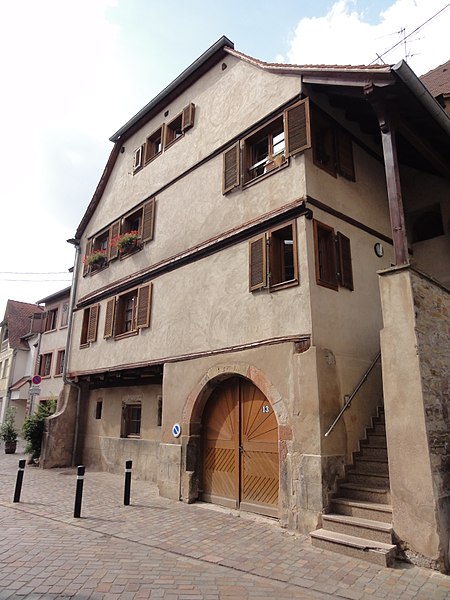 File:Obernai rPèlerins 13-14 (2).JPG