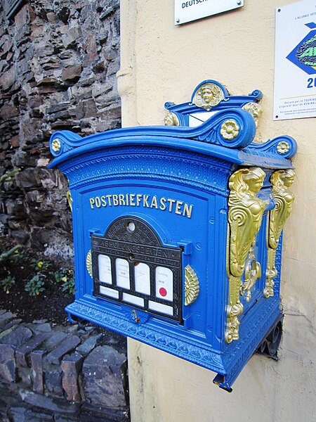 File:Old German postbox in Cochem 02.JPG