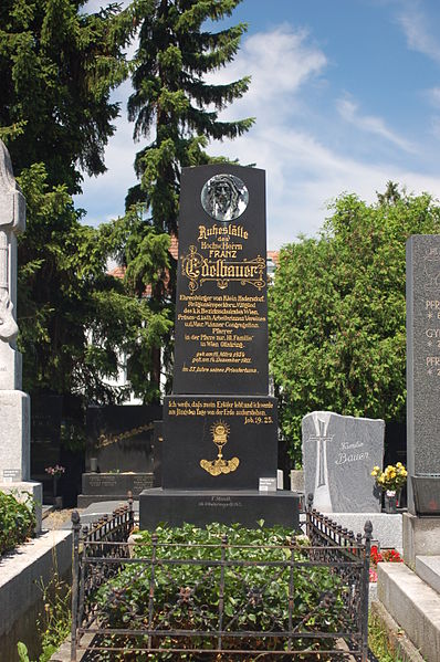 File:Ottakringer Friedhof - Franz Edelbauer.JPG