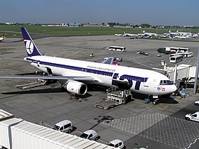 Het gecrashte apparaat.  Foto genomen op de luchthaven van Warschau in juli 2006