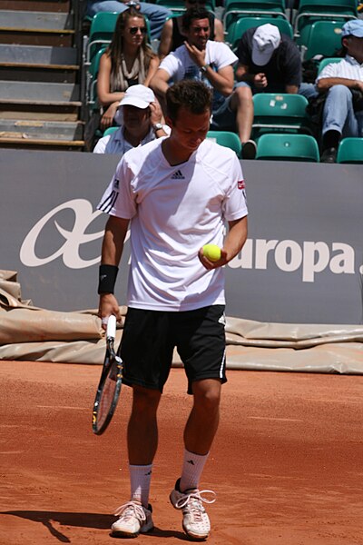 File:Philipp Kohlschreiber at the 2009 Mutua Madrileña Madrid Open 01.jpg