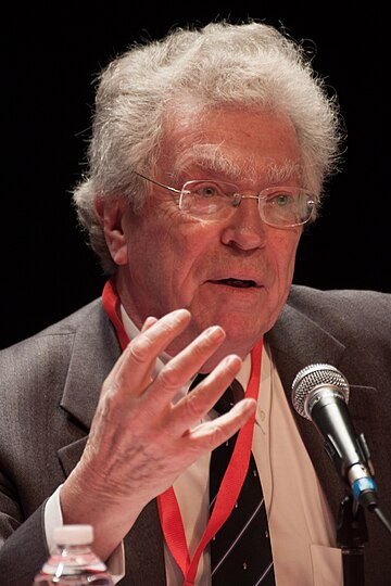 File:Pierre Joxe - Février 2013.jpg