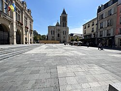 Place Victor-Hugo (Saint-Denis)