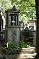 Père-Lachaise - Division 54 - Barrière 01.jpg