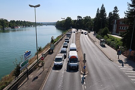 Quai Léon Blum, Suresnes 1