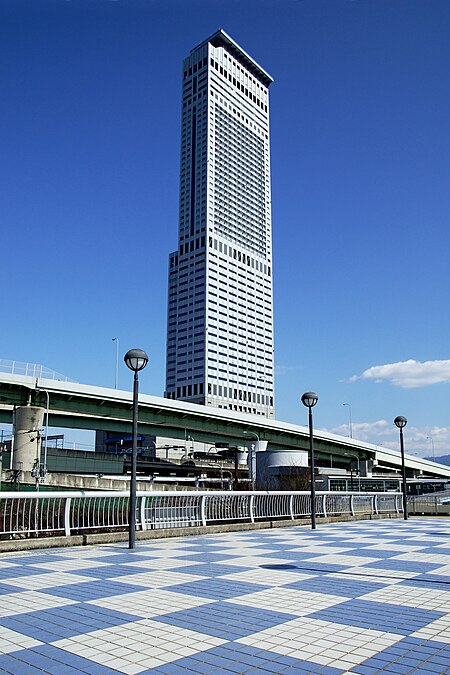 Rinku_Gate_Tower