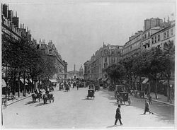 La rue Royale vers 1900