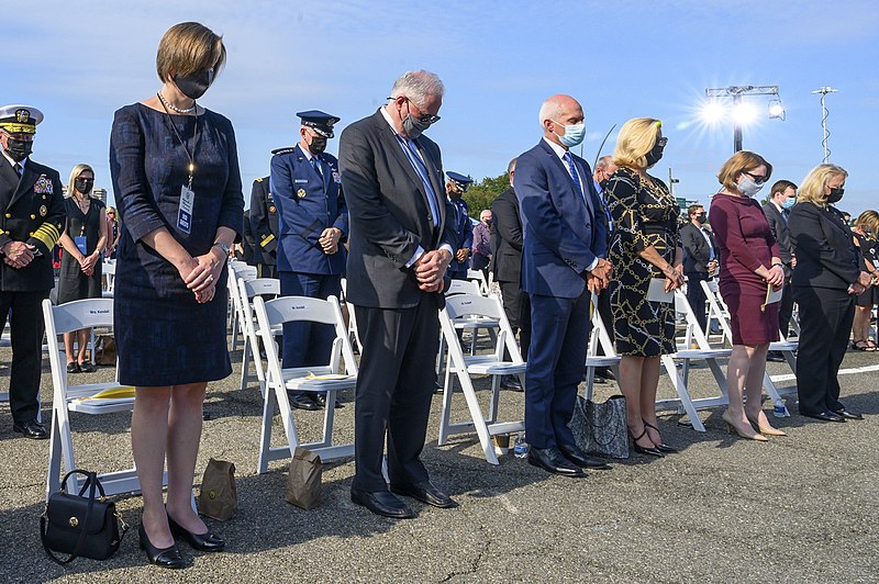 File:SD Austin, CJCS Gen. Milley preside over September 11 Pentagon Memorial Ceremony 210911-D-XI929-1040.jpg