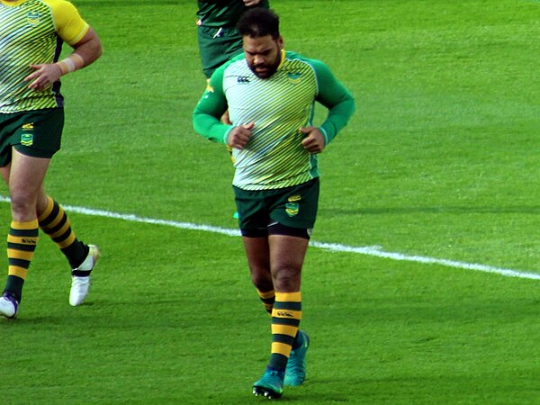 Thaiday warming up for the Kangaroos in London in 2016