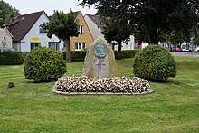 Gedenkstein in seiner Geburtsstadt Heide (Quelle: Wikimedia)