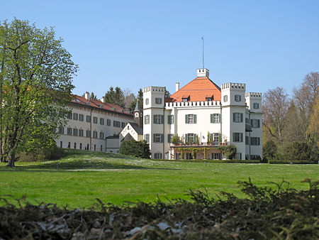 Schloss Possenhofen 2010 2.JPG